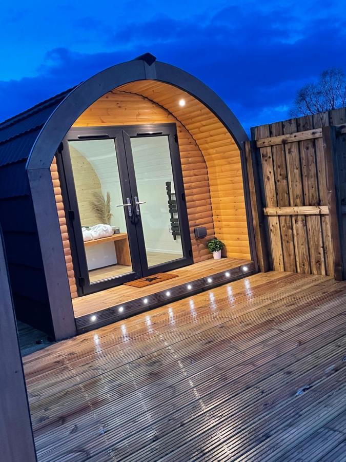 Apex Studio Pod & Jacuzzi Bath Fort William Exterior photo
